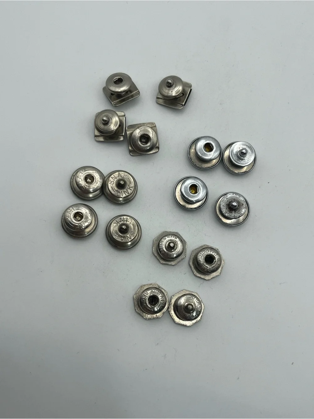 Art Deco silver tone snap link cufflinks vintage set of 4 embossed design